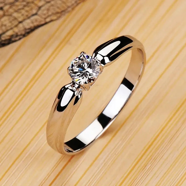 Elegant Sparkle Solitaire Ring-Giltoria