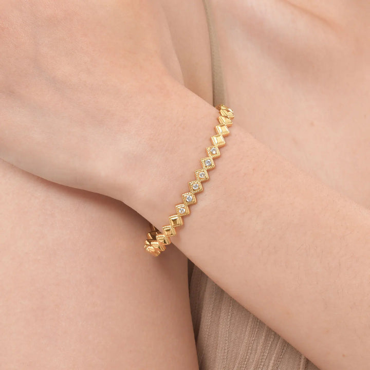 Stainless Steel Romantic Zircon Bangle-Giltoria