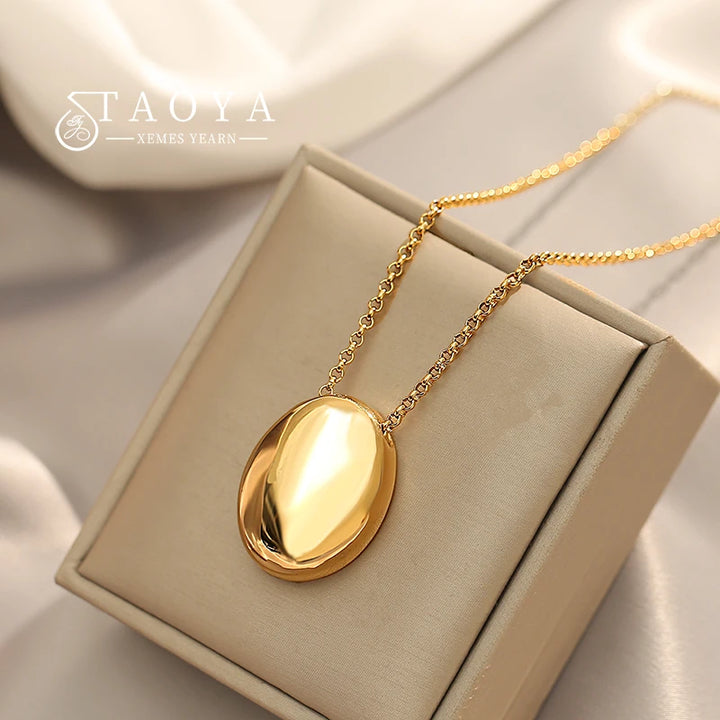 Golden Oval Harmony Necklace-Giltoria